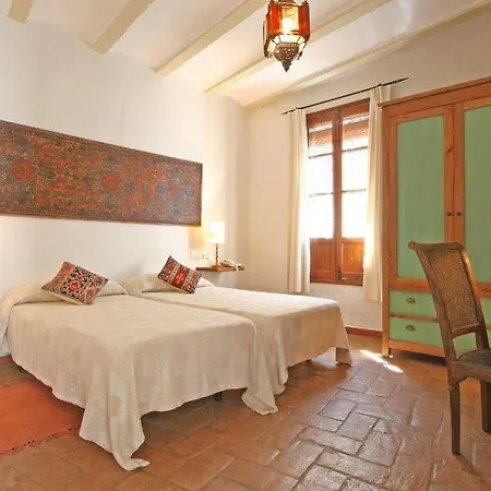 Hotel La Casa Del Califa 2*