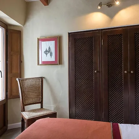 La Casa Del Califa Hotel 2*