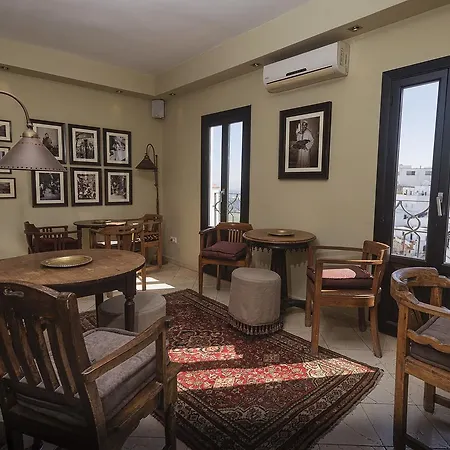La Casa Del Califa Hotel